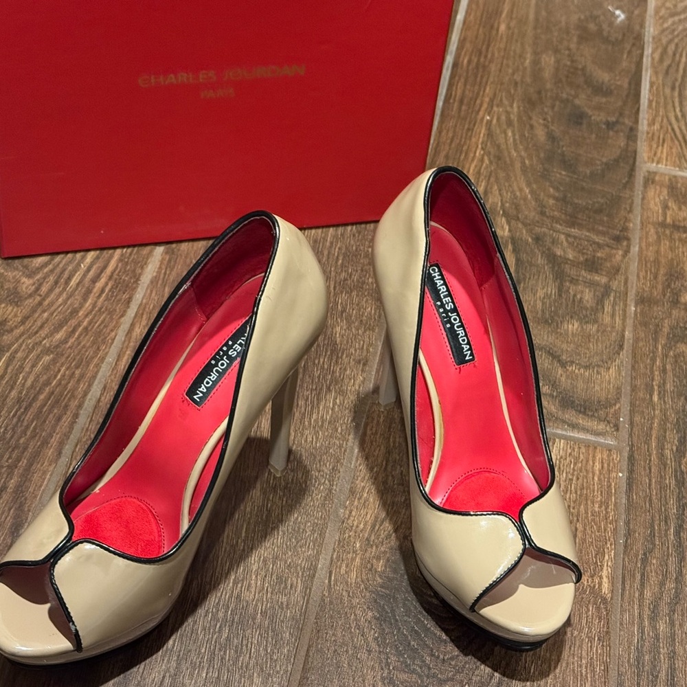 Charles Jourdan platform nude peep toe heels